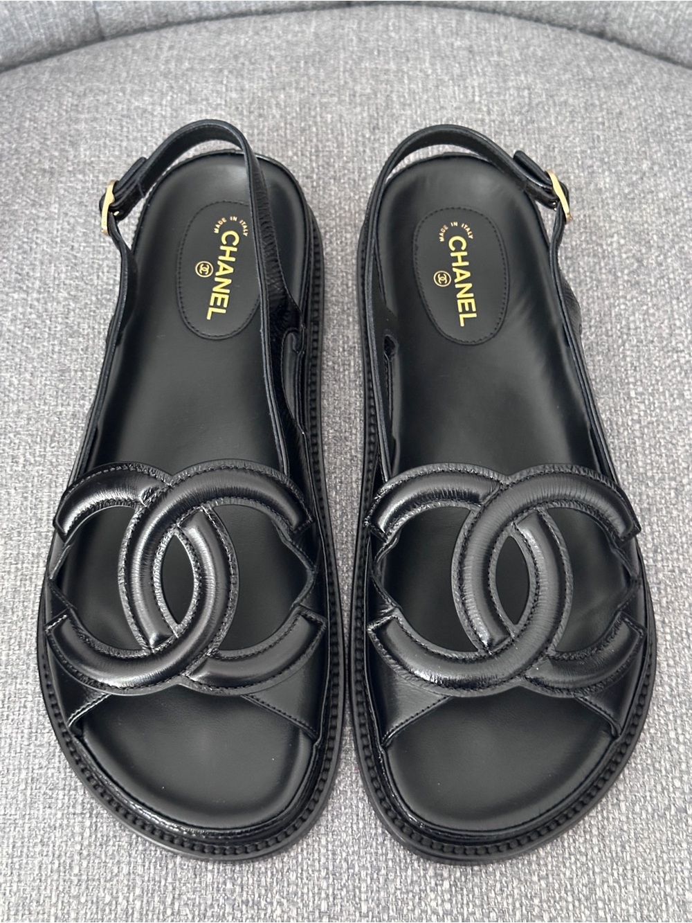 NEW BLAZY Chanel 2026 large CC LOGO BLACK LEATHER DADS SANDALS SIZE 38.5C - Picture 6 of 16